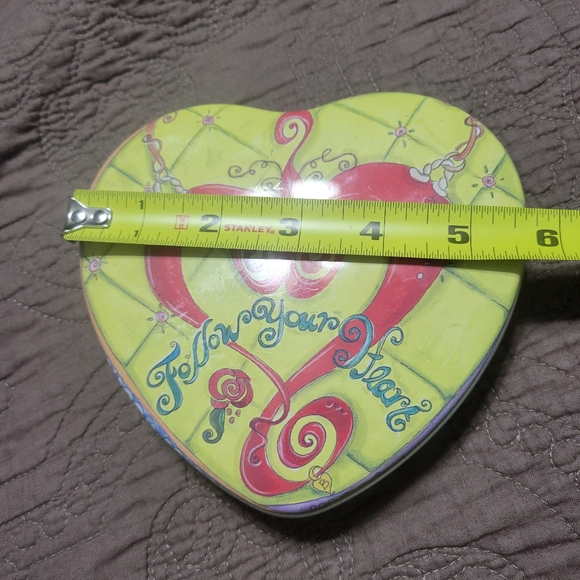 Brighton Large Metal Tin Follow Your Heart Trinket Jewelry Gift Box - Picture 6 of 9